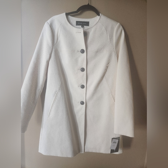 Wilsons Leather Jackets & Blazers - NWT Wilsons Leather Cream‎ Cloth Trenchcoat Sz Med